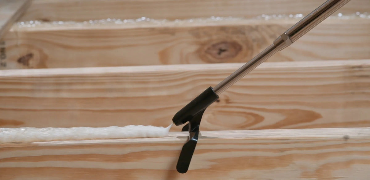 Polyurethane Adhesive with Seal Spray Gun and Cleaner D142008