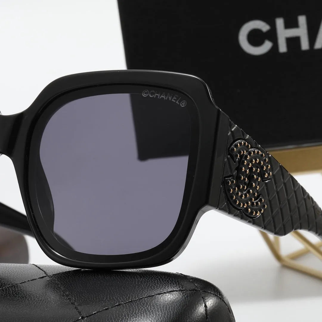C Fish Pattern Polarized Sunglasses F75669