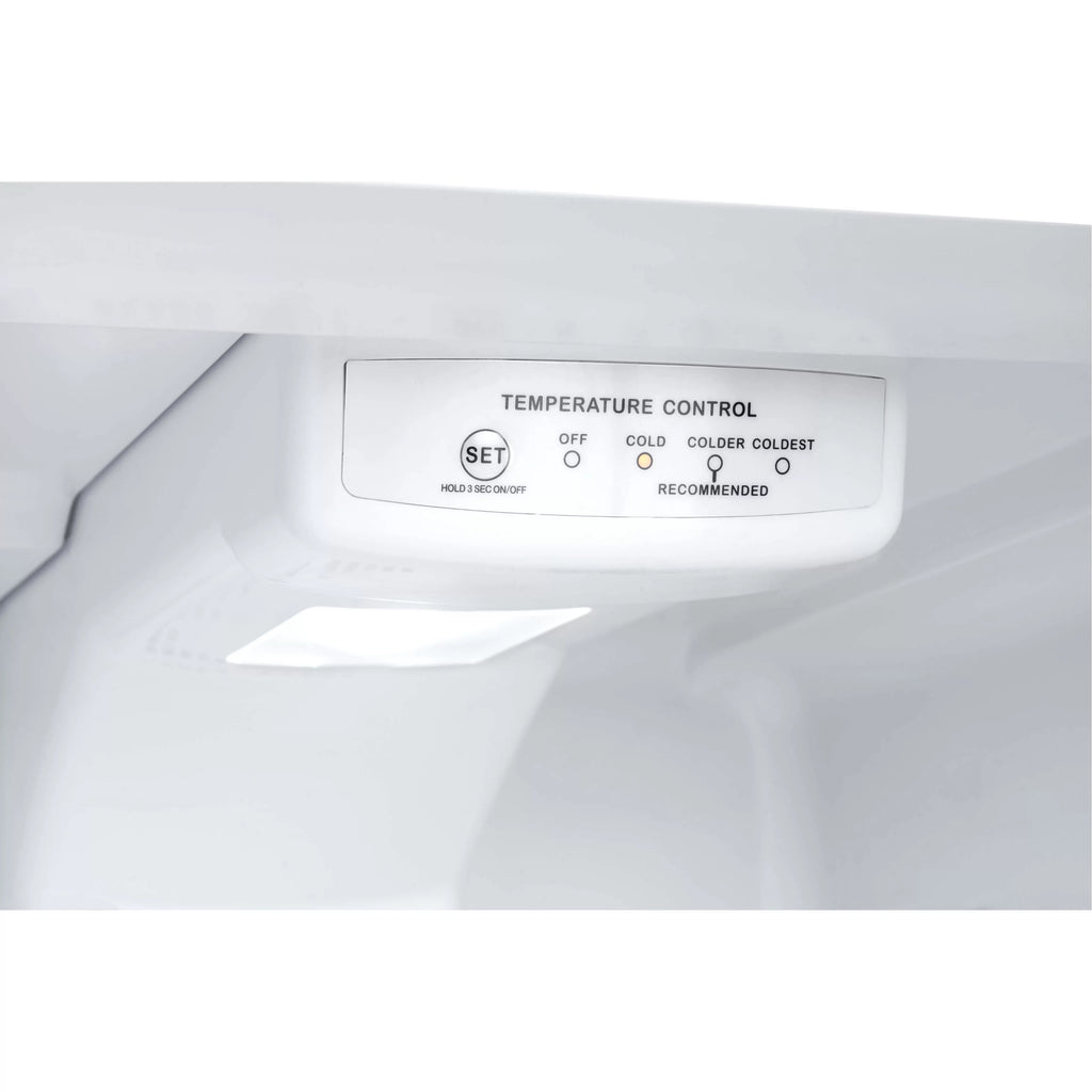 10 cu. ft. Black Refrigerator O6248