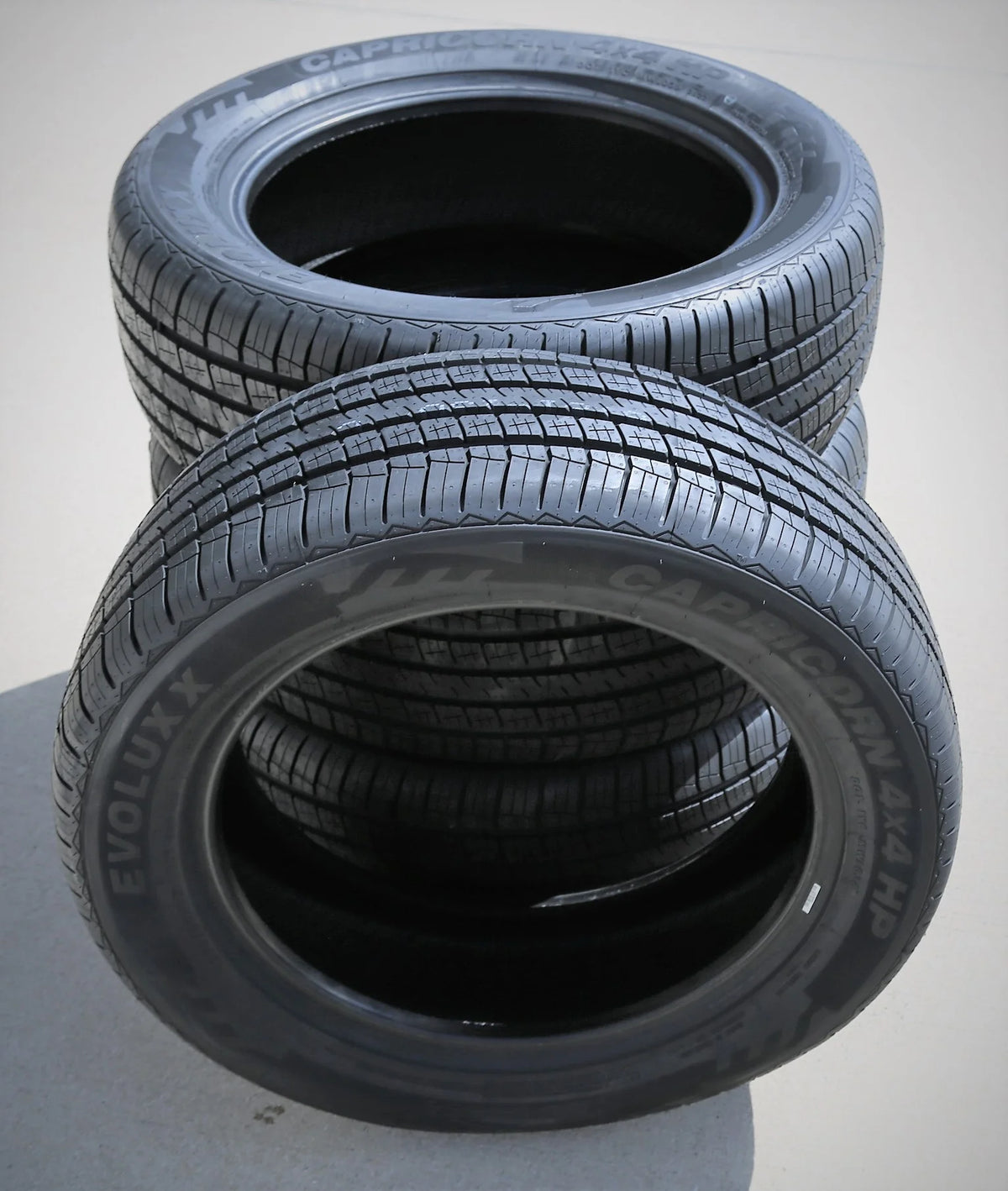 255/60R19 109H Performance Tire O3604
