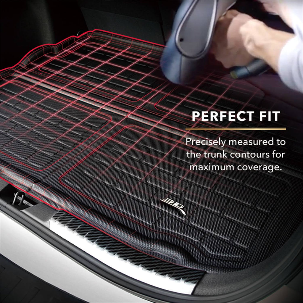Black Cargo Liner F142