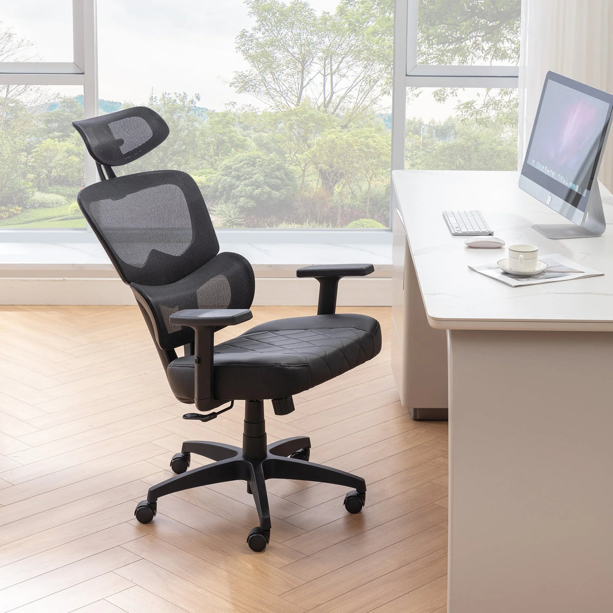 Black Ergonomic Mesh Office Chair with Footrest H26050