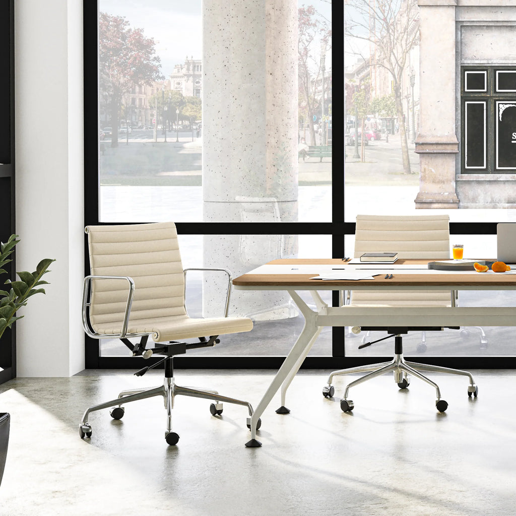 White Ergonomic Leather Office Chair I677