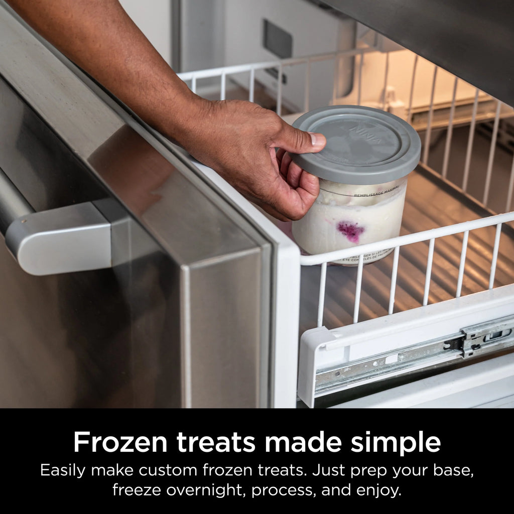 Ice Cream Maker with 2 Pints I88087