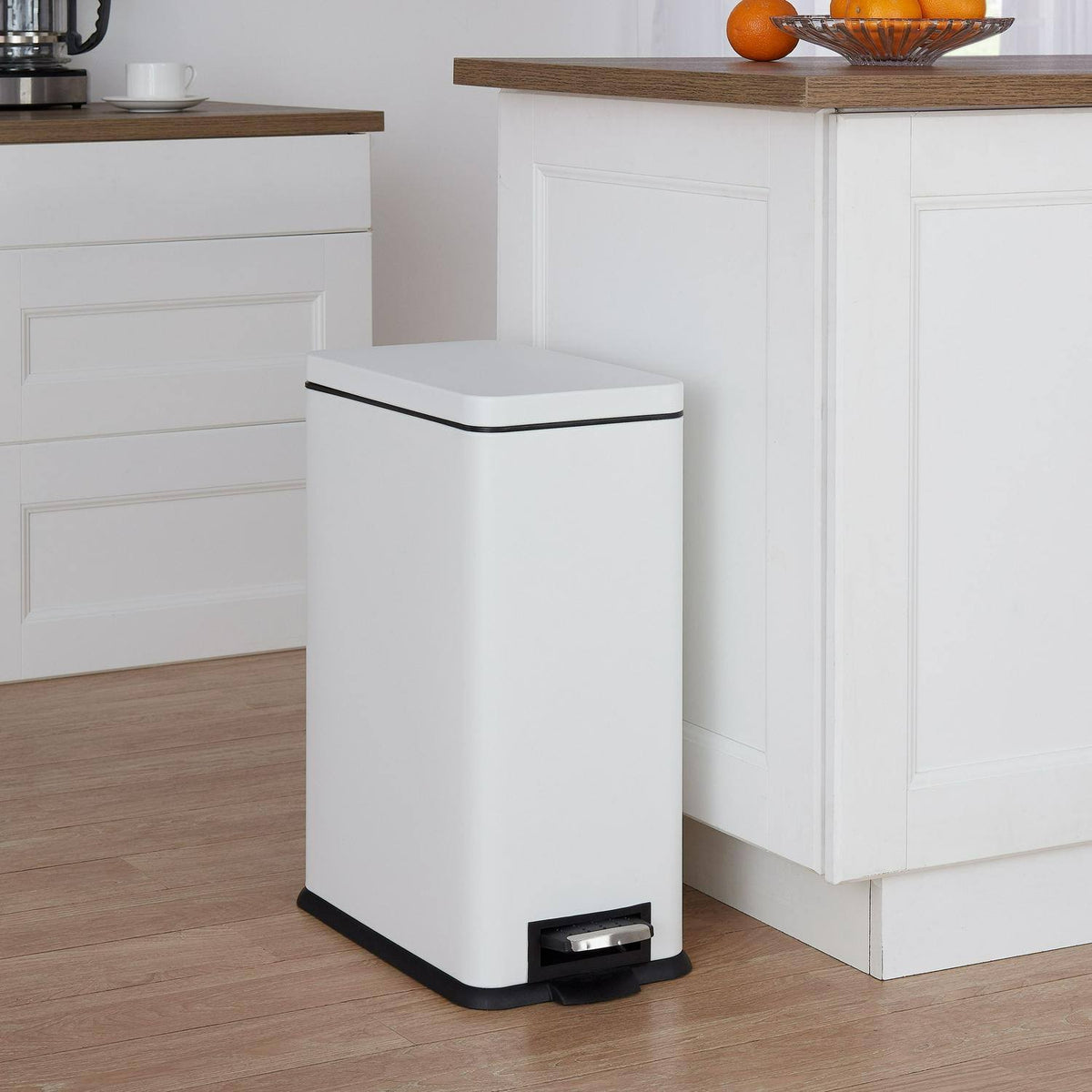 Rectangle Pedal Bin Trash Can, 30 LITER / 7.9 Gallon, Matte White K534