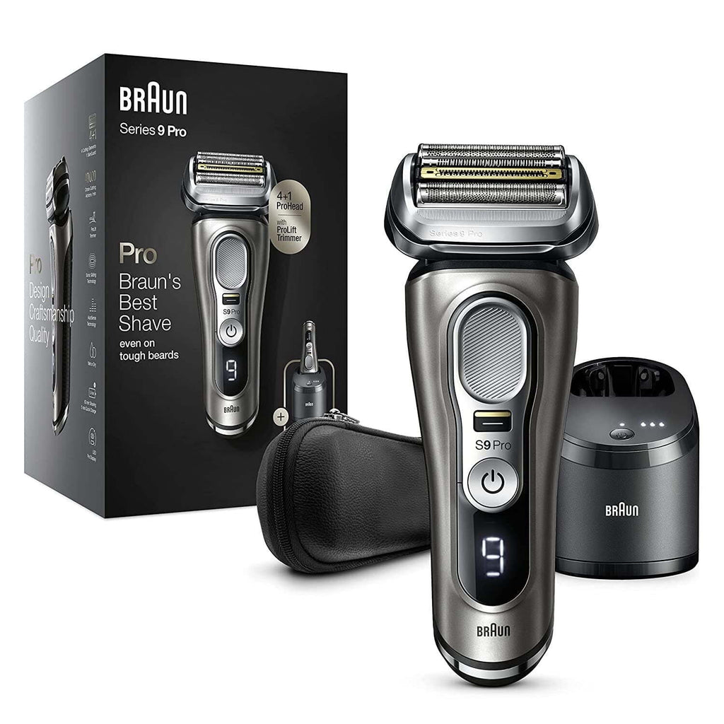 Rechargeable Wet Dry Electric Shaver with Clean Station W479676