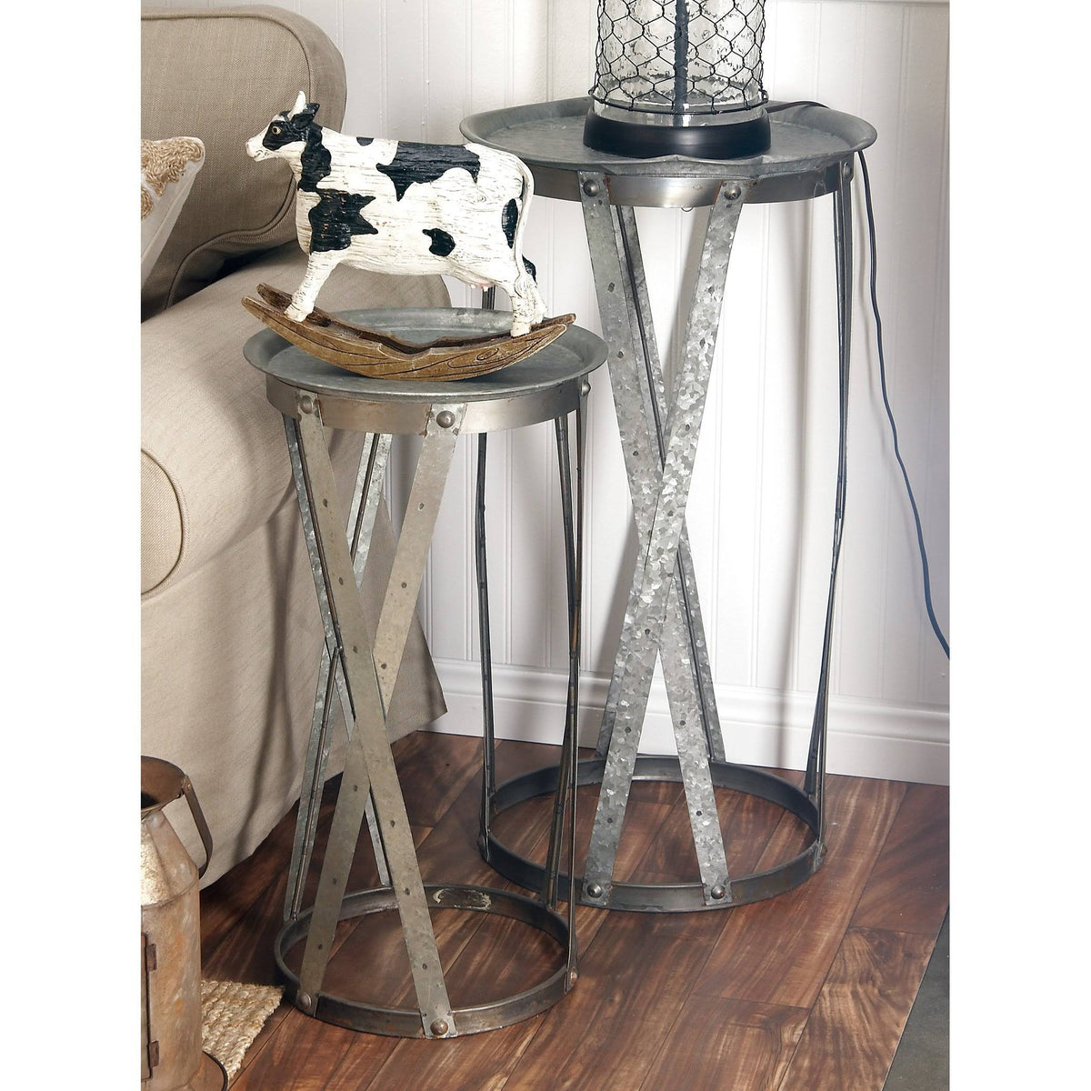 Metal Pedestal (Set of 2) E22125