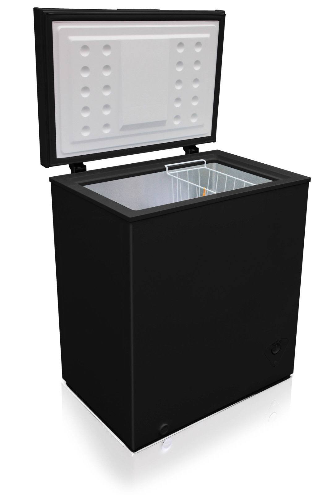Black 5.0 Cu ft Chest Freezer E6690