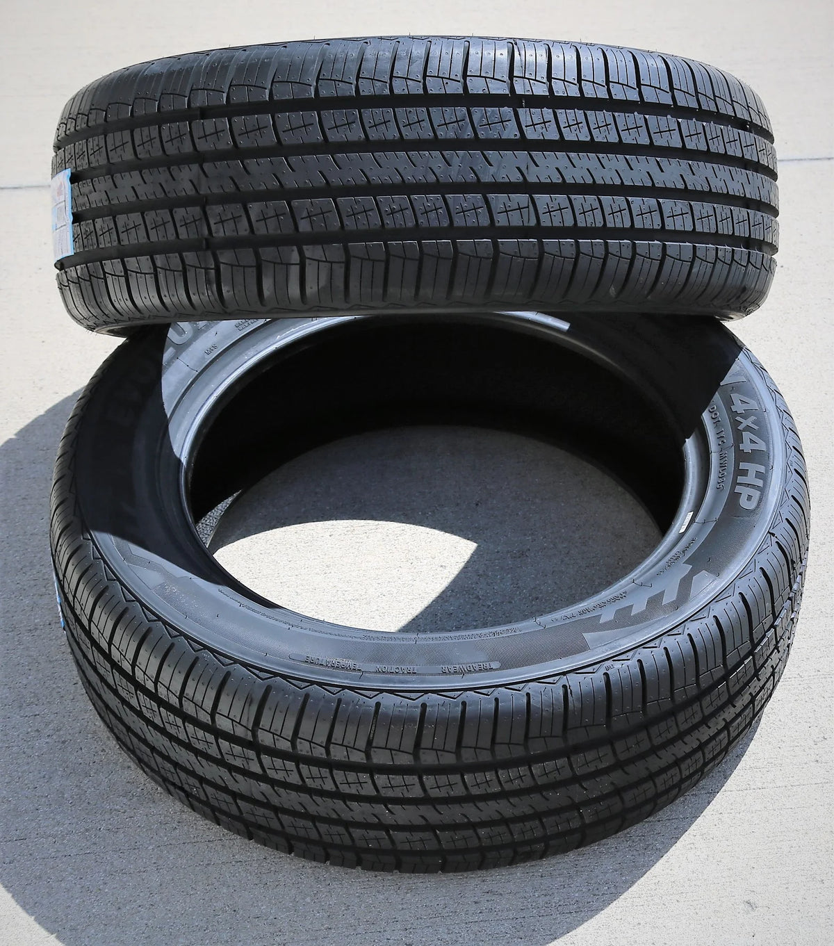 255/60R19 109H Performance Tire O3604