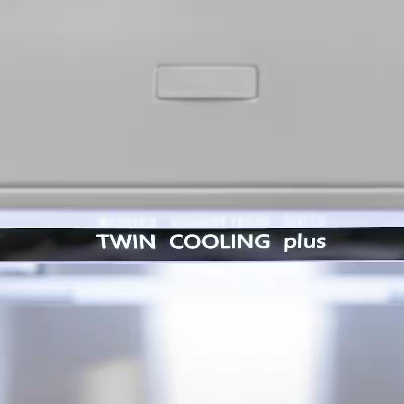 30 in. Bottom Freezer Refrigerator with Ice and Water Dispenser L877