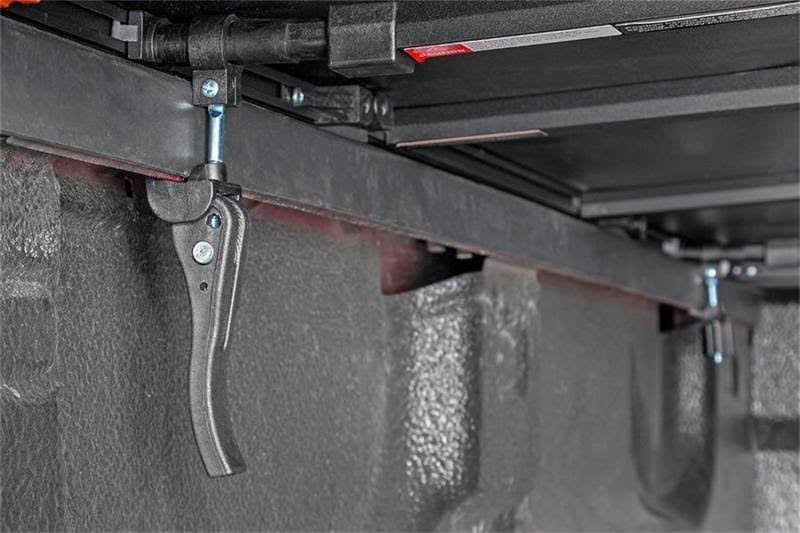 Soft Tri-Fold Bed Cover for Nissan Titan P28348