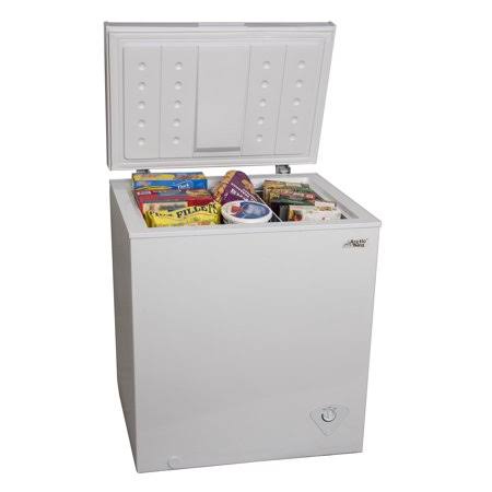 Black 5.0 Cu ft Chest Freezer E6690