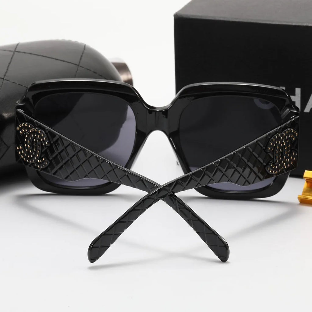 C Fish Pattern Polarized Sunglasses F75669