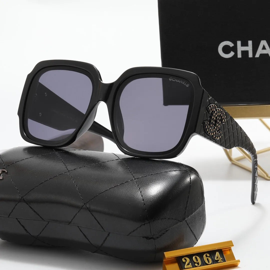 C Fish Pattern Polarized Sunglasses F75669