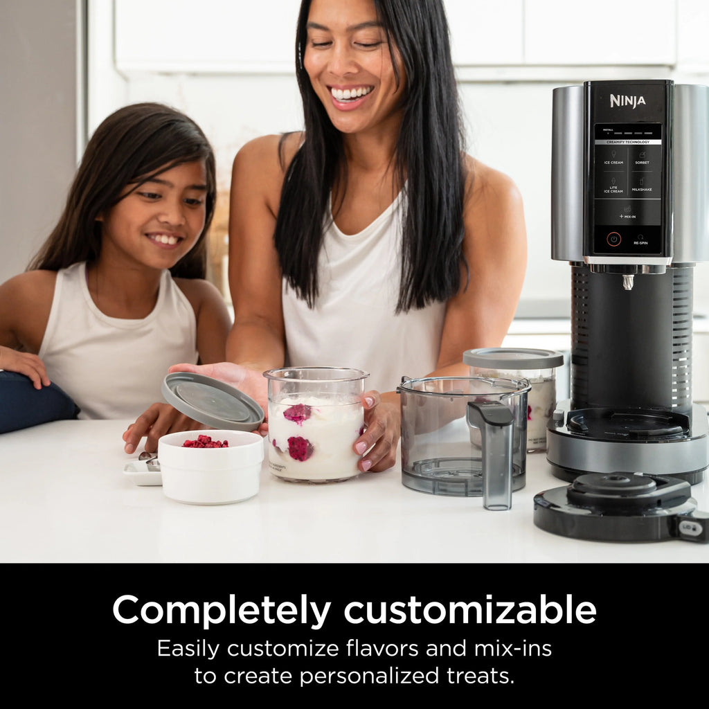 Ice Cream Maker with 2 Pints I88087